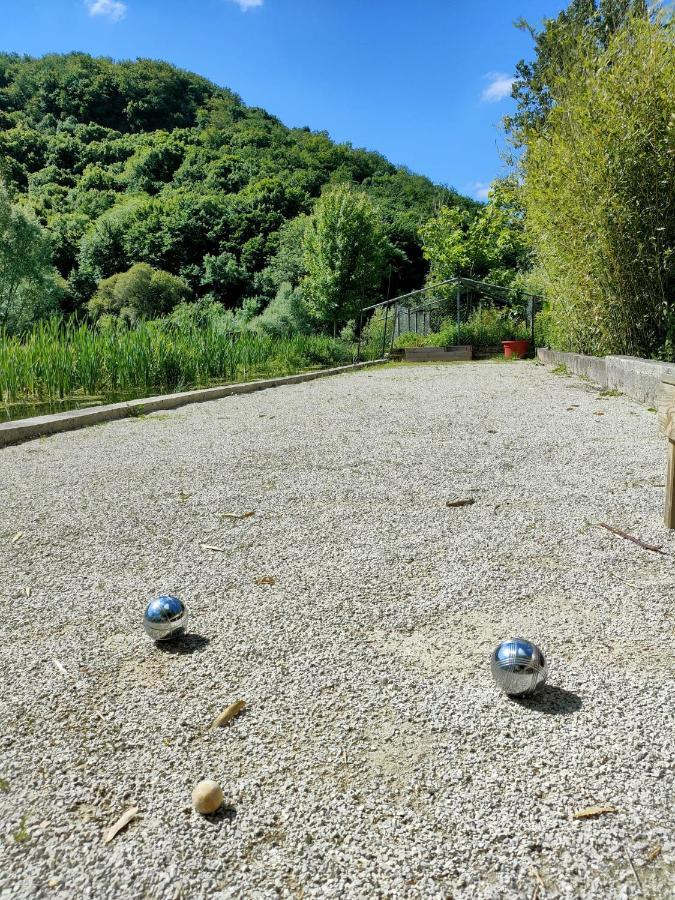 Les Pieds Dans L'Eau, Gite Le Blagour Lachapelle-Auzac エクステリア 写真